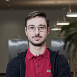 Steering Member